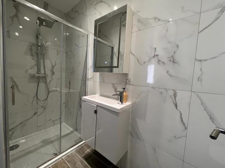 Star London Finchley Road 1-Bed Hideaway公寓 外观 照片